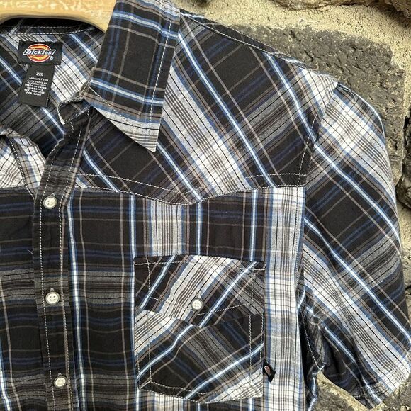 Dickies Shirt Men's Large XXL Blue Plaid Short Sleeve Pocket Button Workwear - Picture 3 of 10